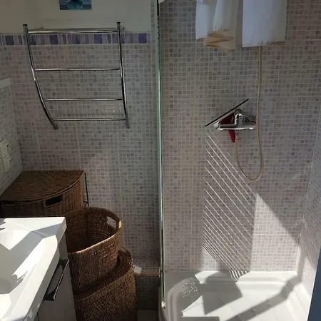 Studio Le Pescadou, Climatise Et Lumineux, A Deux Pas Des Plages Et De La Gare *