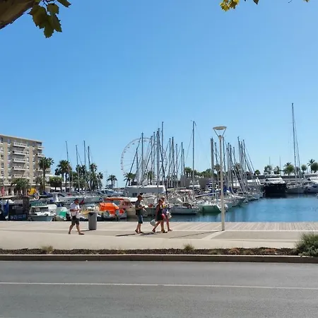 Studio Le Pescadou, Climatise Et Lumineux, A Deux Pas Des Plages Et De La Gare * Saint-Raphael (Var)